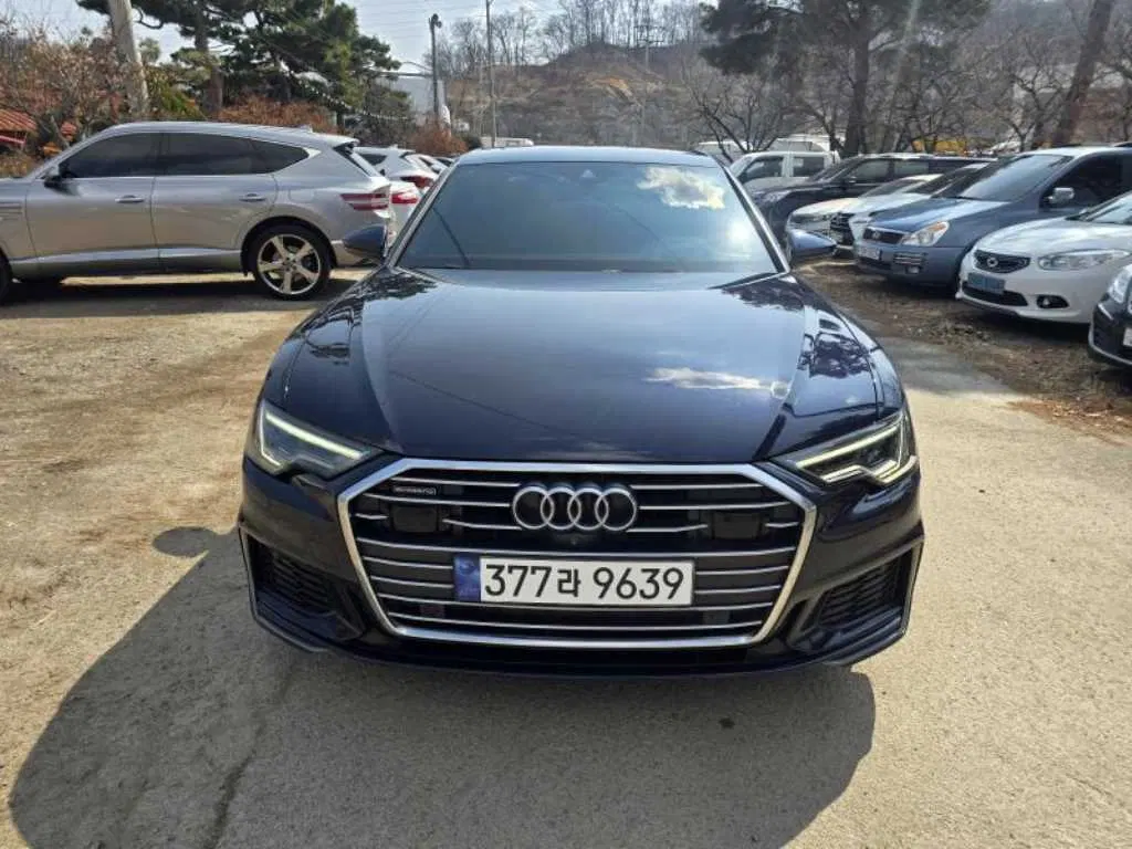 Audi A6 (C8) 45 TFSI Quattro Premium 2021 — photo 1 sur 24