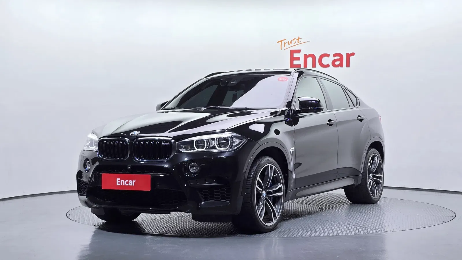 BMW X6M (F16) 4.4 2019 — photo 1 sur 20