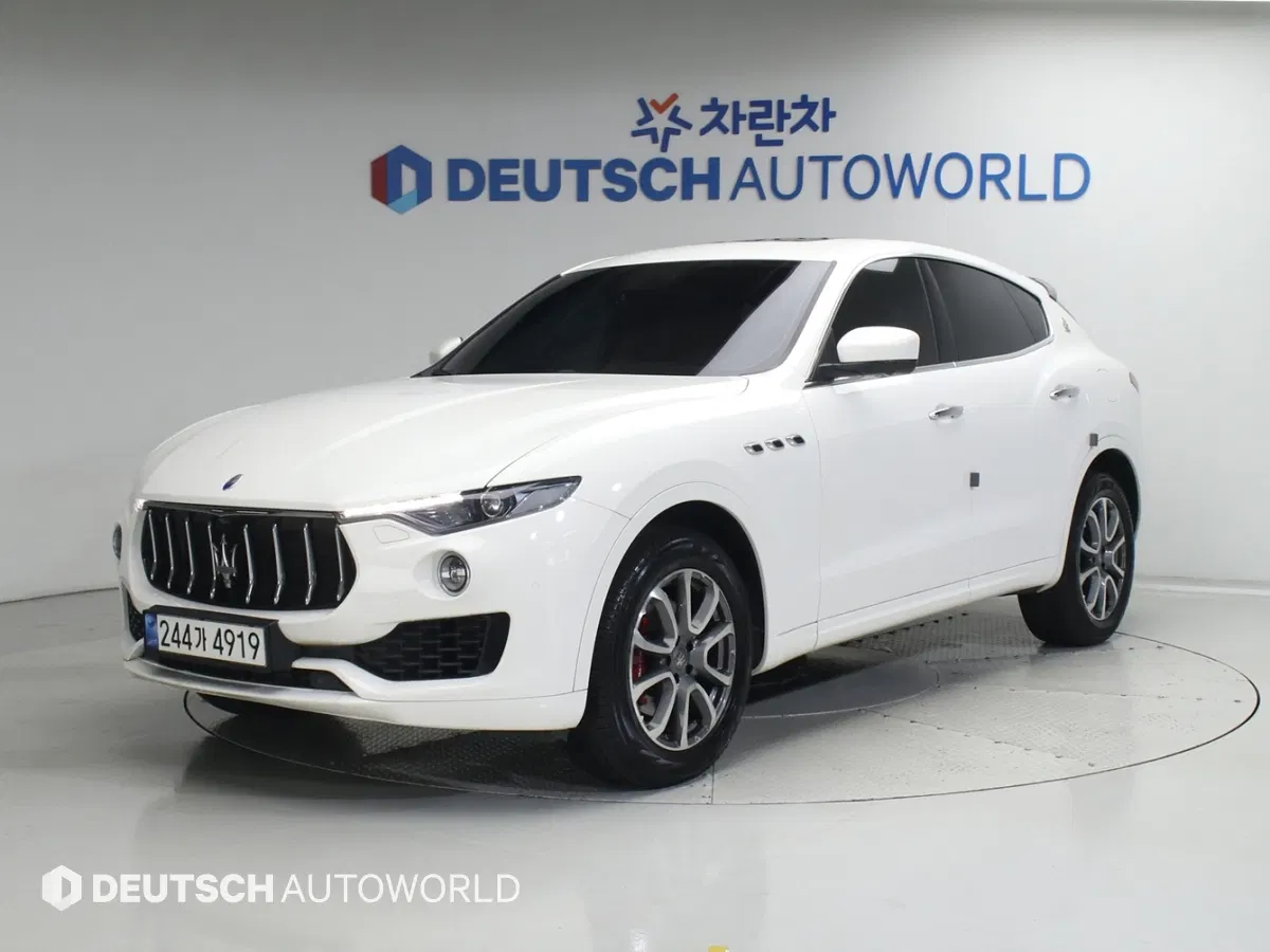 Maserati Levante 3.0 AWD 2017 — photo 1 sur 26