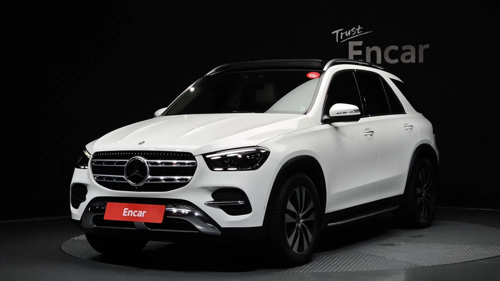 Mercedes-Benz GLE GLE300d 4MATIC (W167) 2024 — photo 1 sur 8