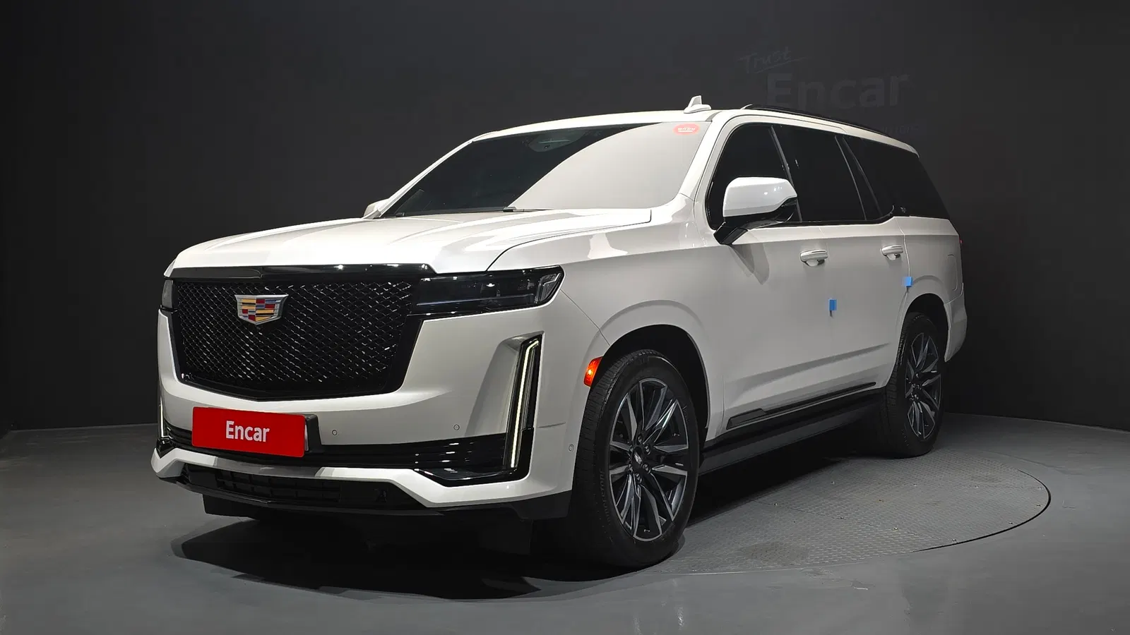 Cadillac Escalade 5e génération 6.2 2022 — photo 1 sur 37