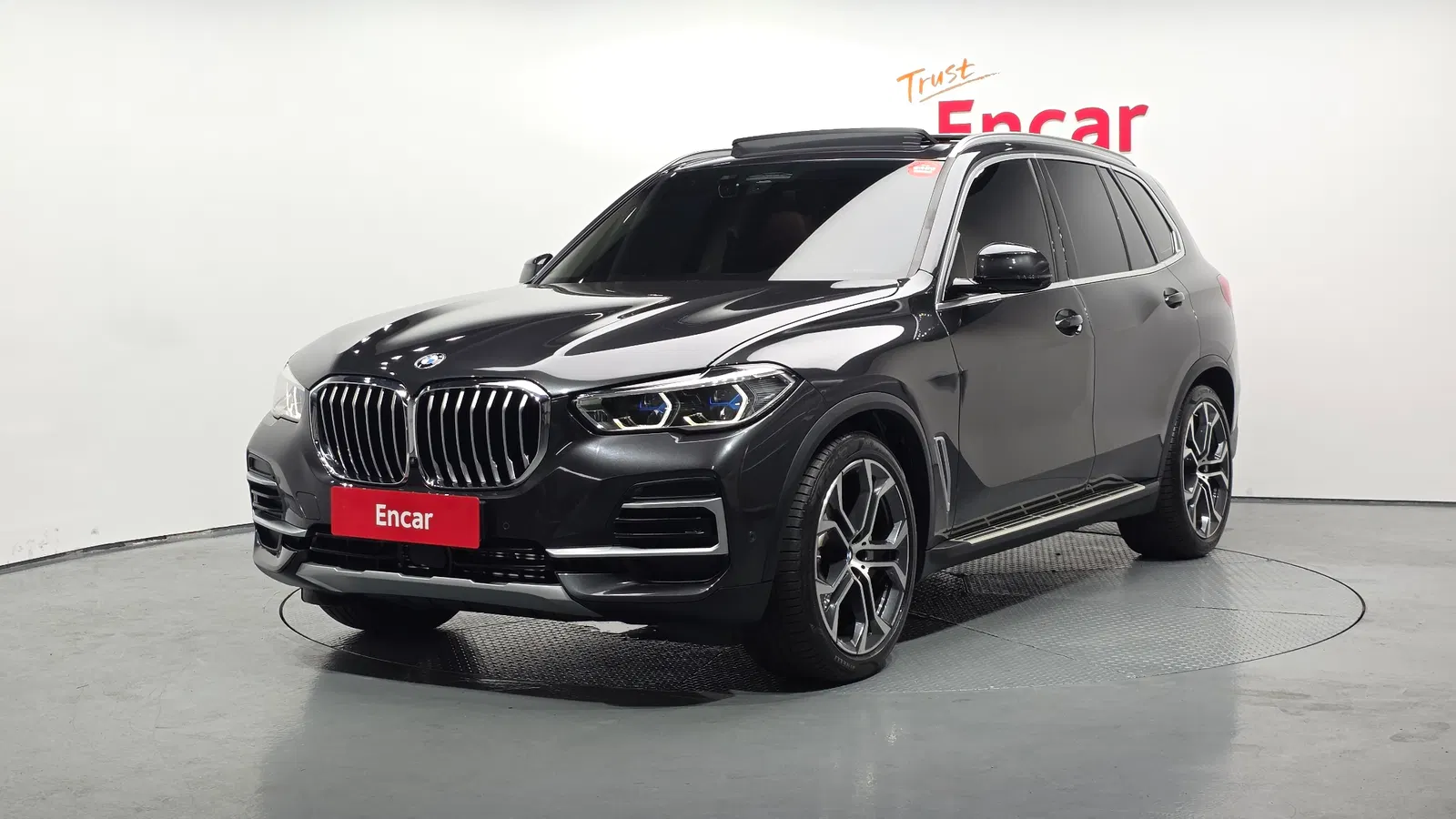 BMW X5 (G05) xDrive 40i xLine 2022 — photo 1 sur 40