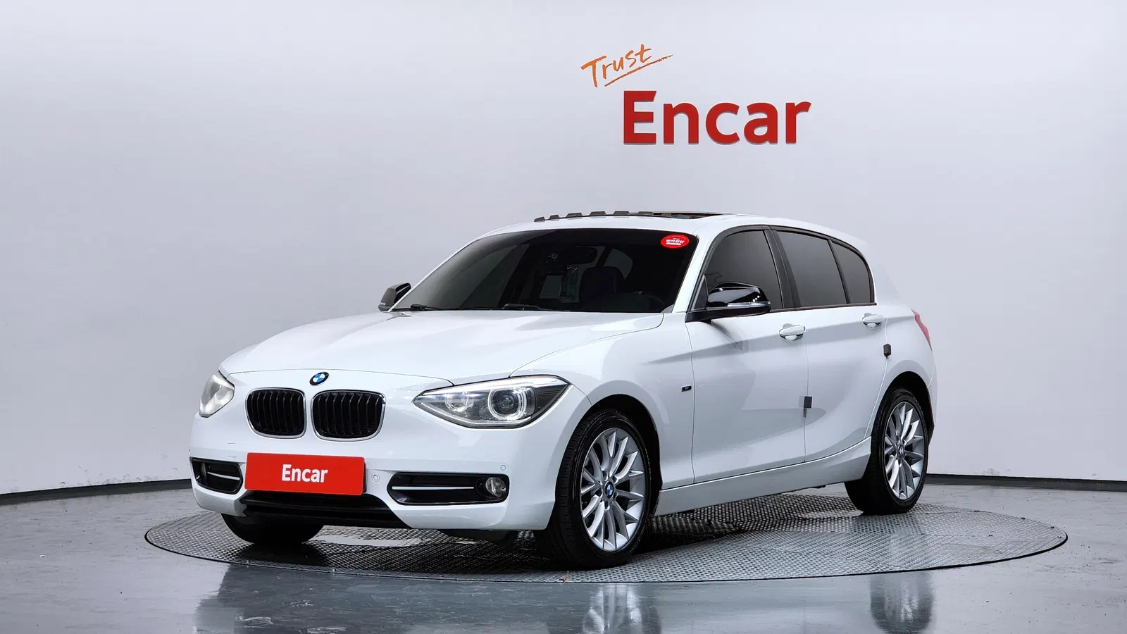 BMW Série 1 (F20) 118d Sport 5 portes 2015 — photo 1 sur 20