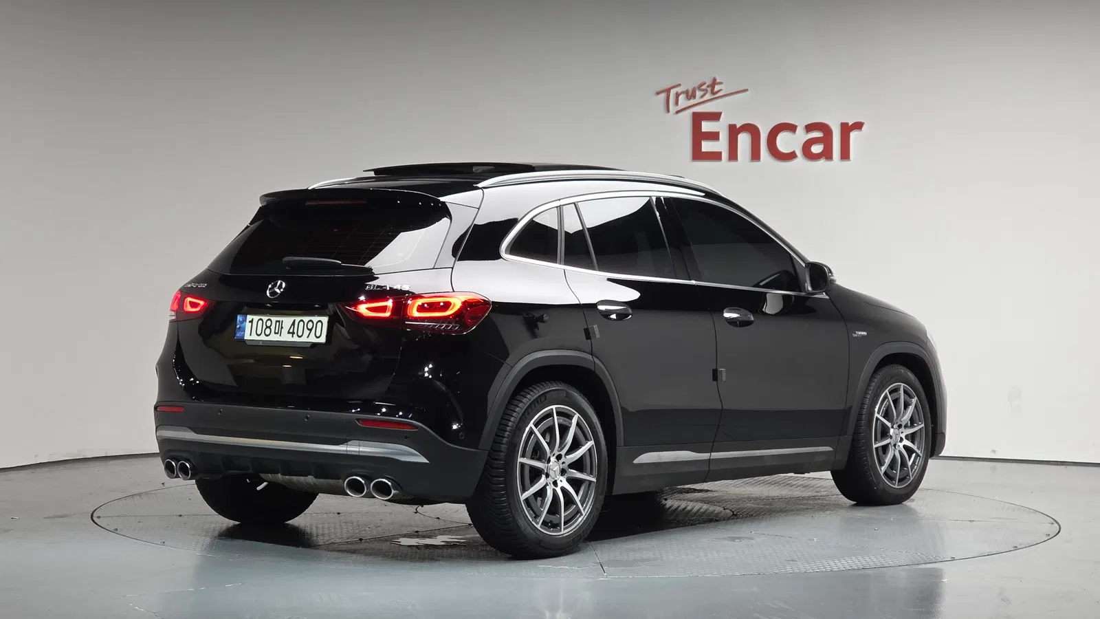 Mercedes-AMG GLA GLA45 4MATIC+ (H247) 2021 — photo 1 sur 40