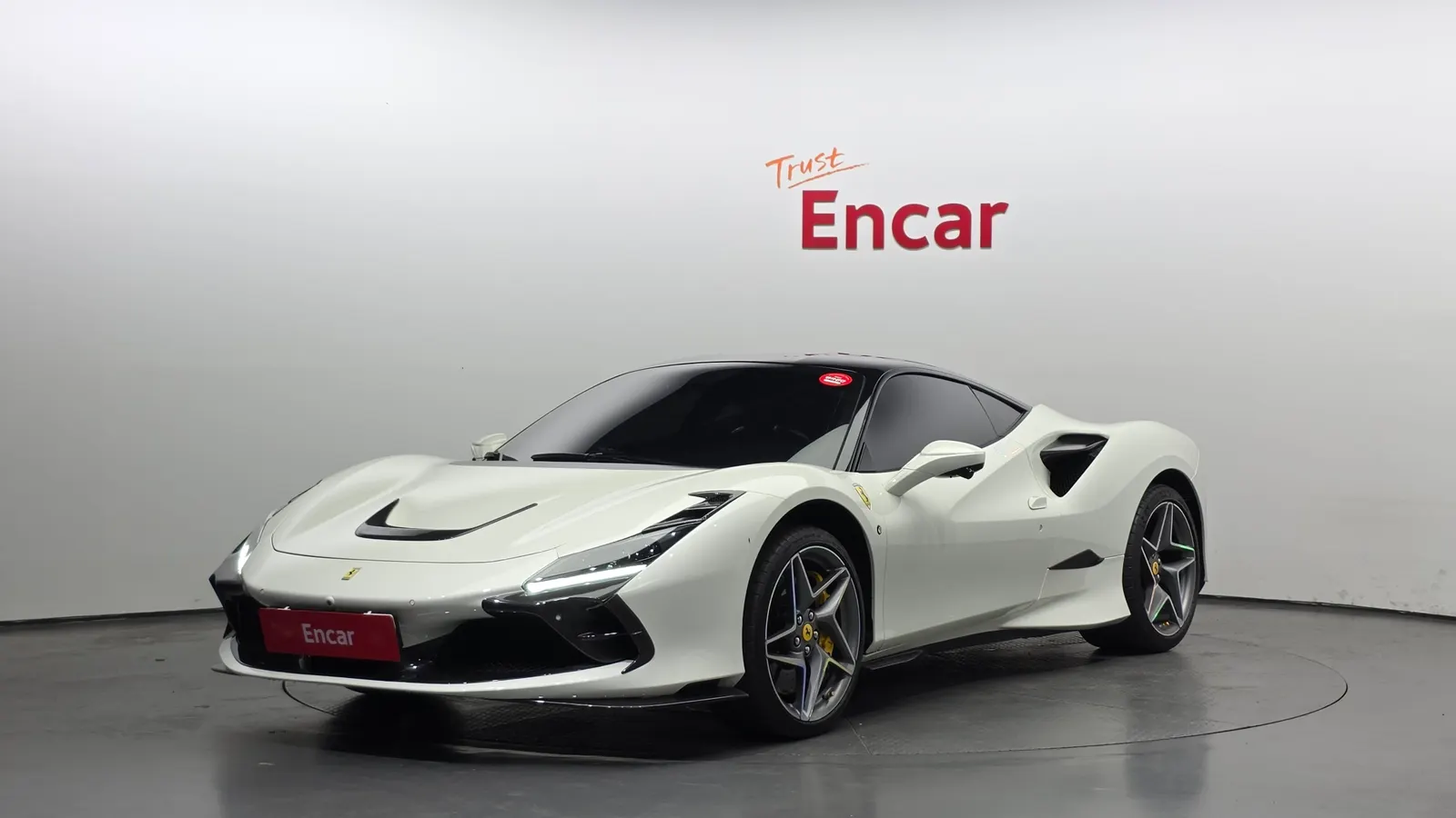 Ferrari F8 Tributo 3.9 V8 2021 — photo 1 sur 20