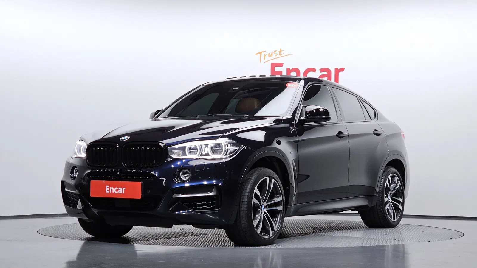 BMW X6 (F16) M50d 2016 — photo 1 sur 20