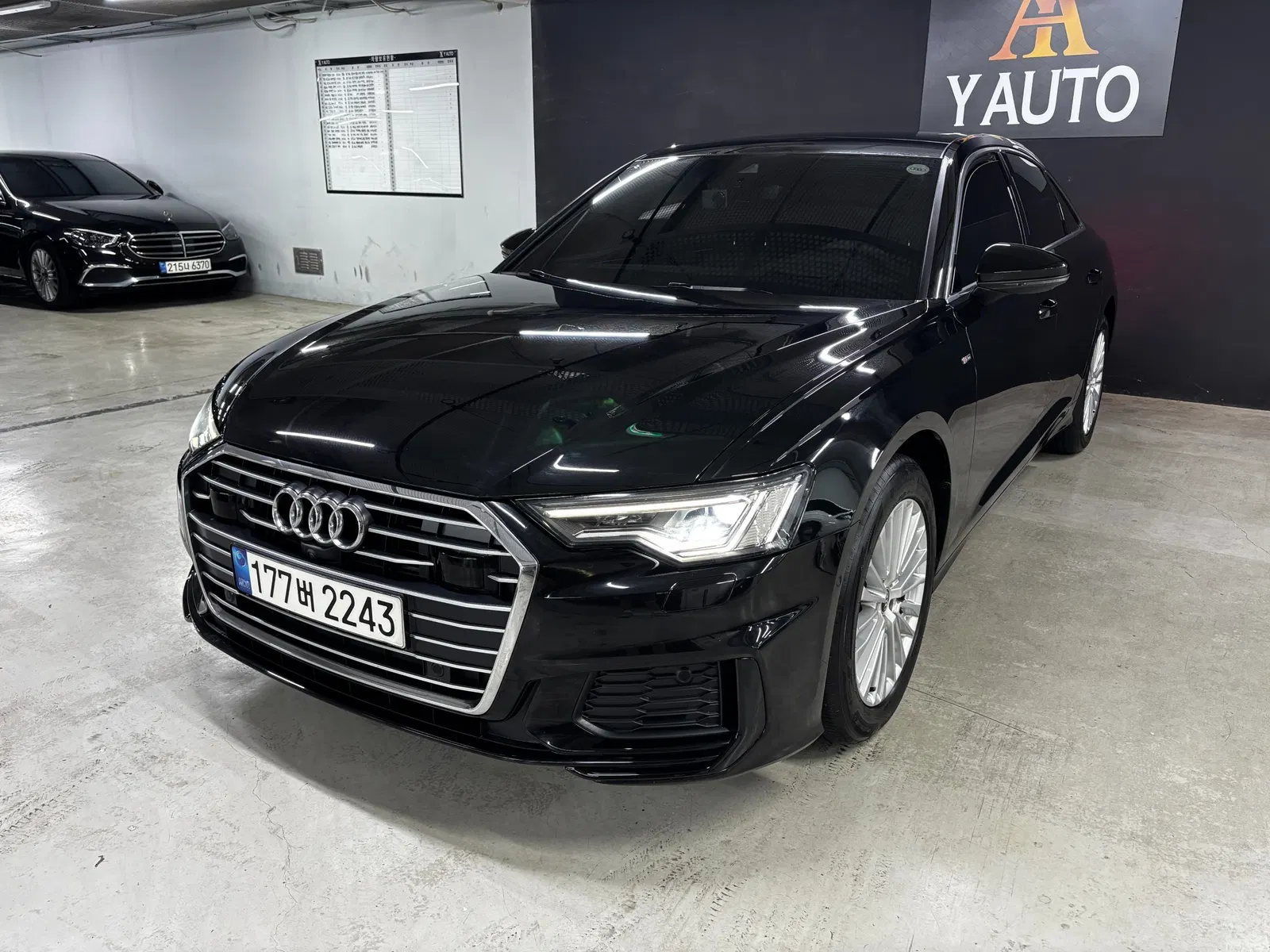 Audi A6 (C8) 45 TFSI Premium 2021 — photo 1 sur 24