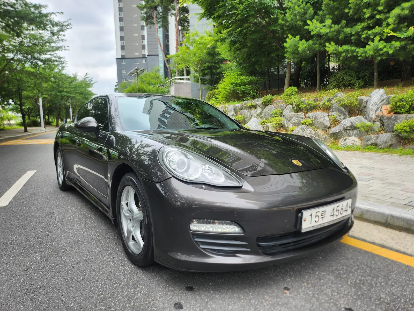 Porsche Panamera 3.6 2WD 2011 — photo 1 sur 8