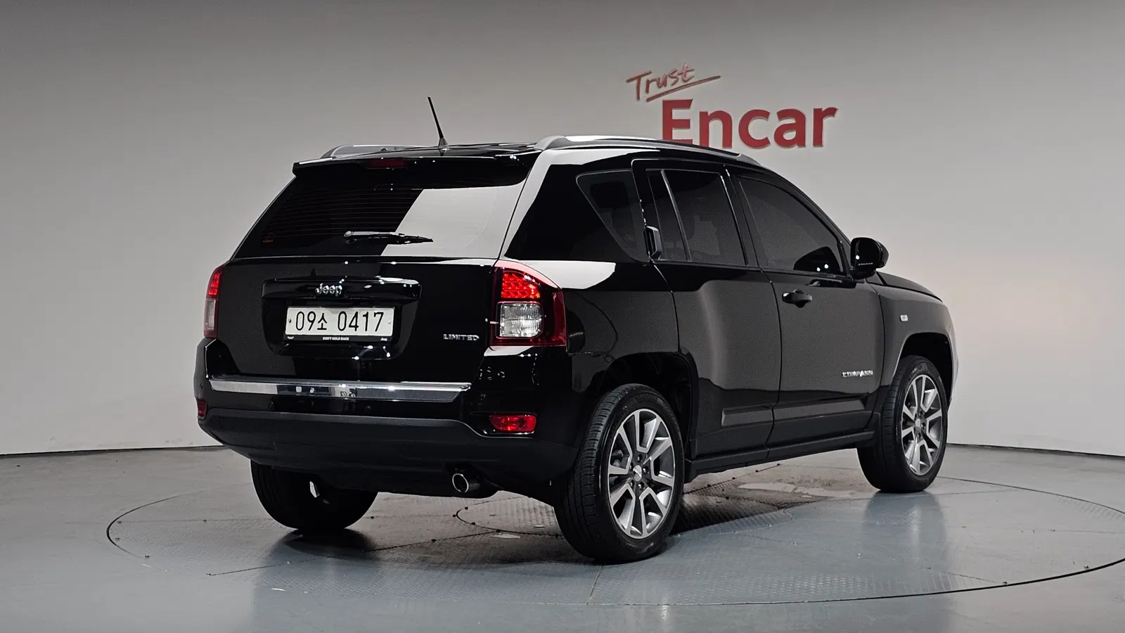 Jeep Compass 2.4 Limited 2016 — photo 1 sur 37