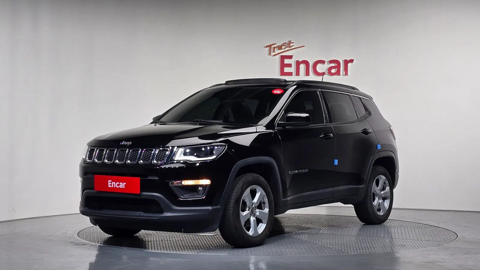 Jeep Compass 2e génération 2.4 Longitude AWD 2018 — photo 1 sur 30