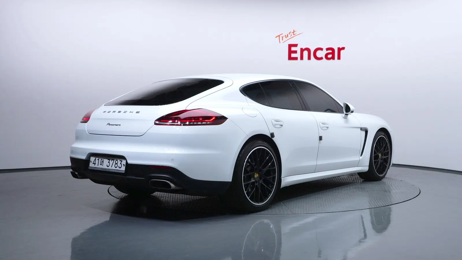 Porsche Panamera 3.0 Diesel 2014 — photo 1 sur 32