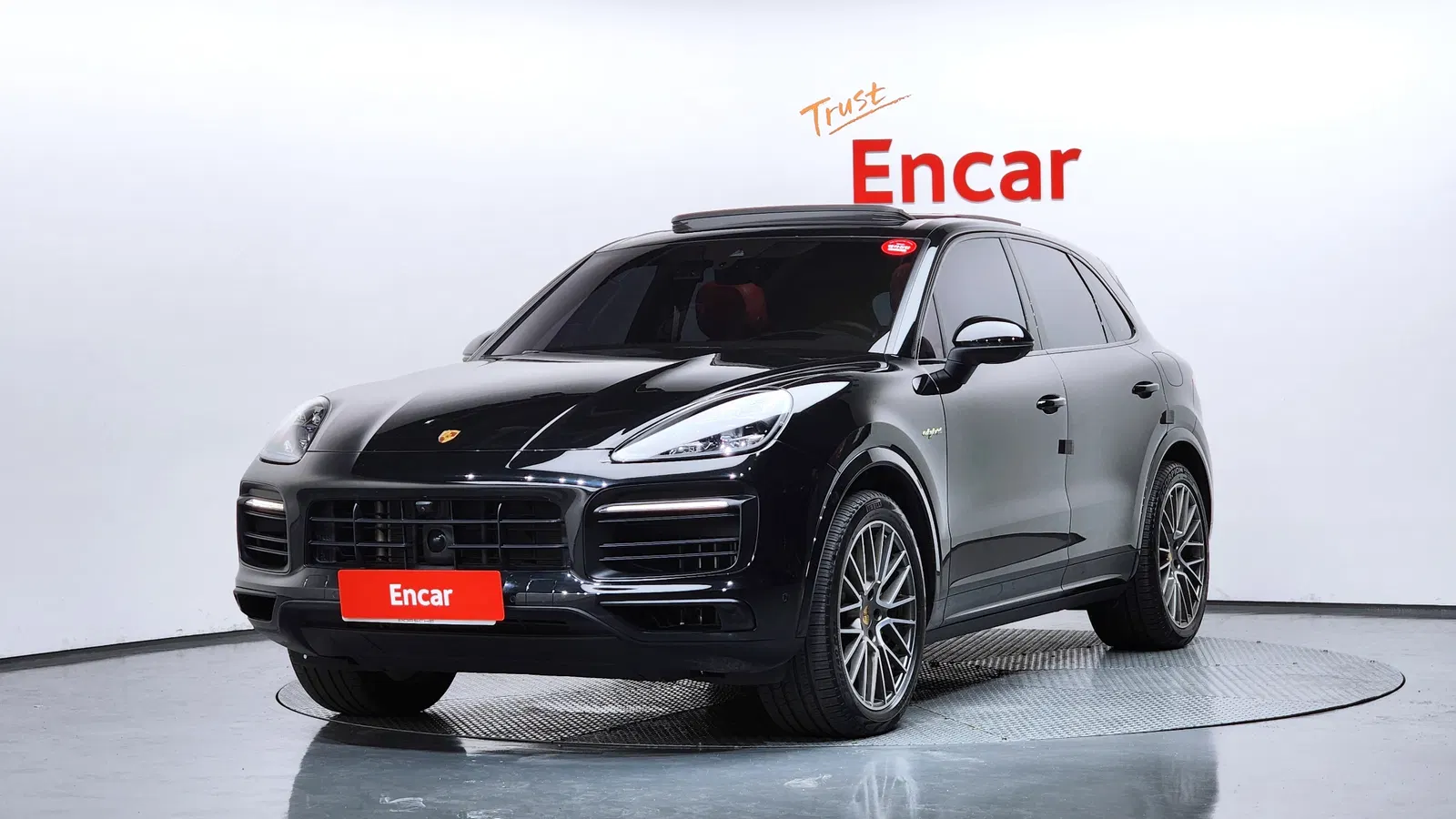 Porsche Cayenne (PO536) 3.0 E-Hybride Platinum Edition 2023 — photo 1 sur 37