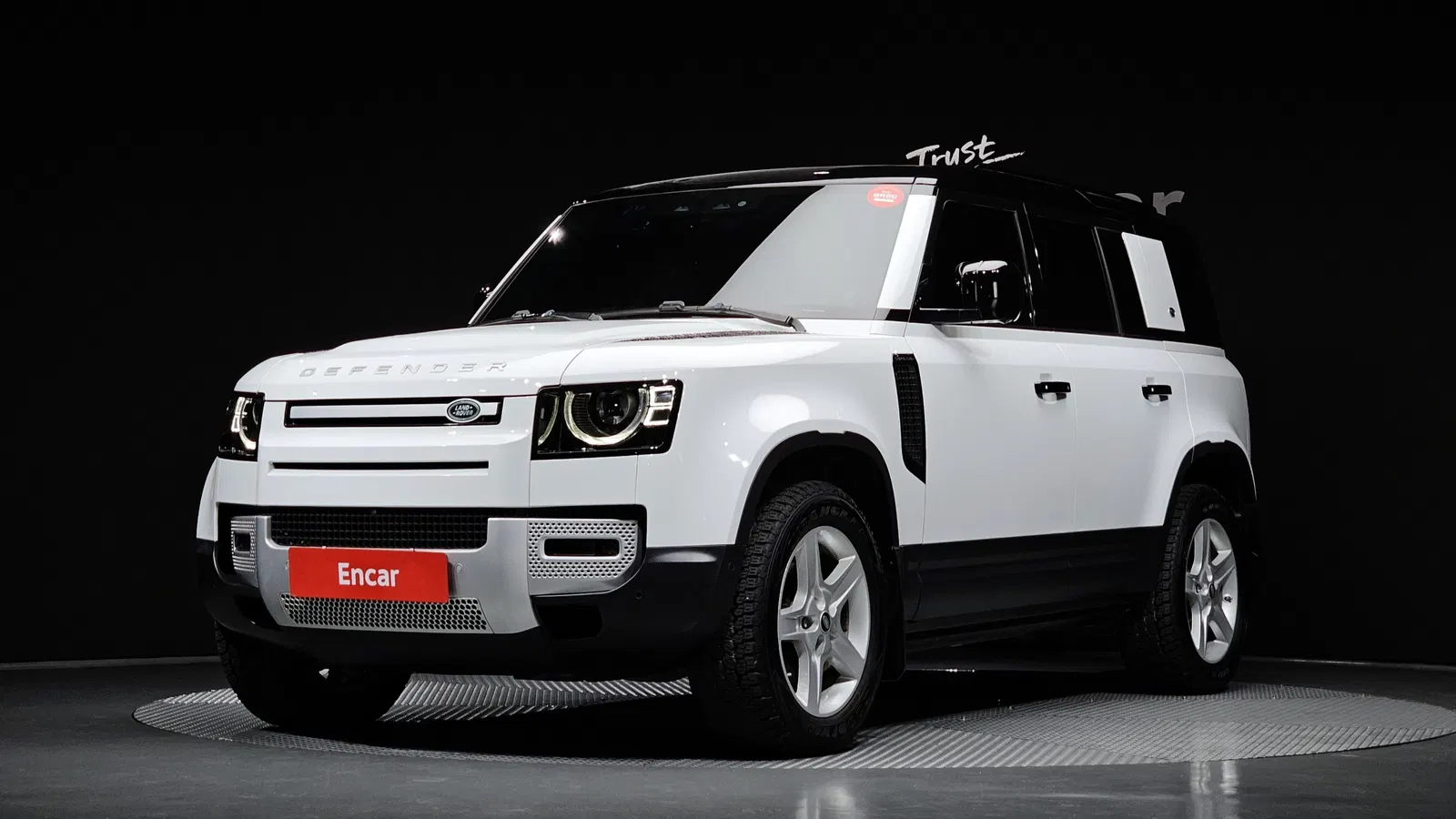 Land Rover Defender (L663) 110 D240 SE 2020 — photo 1 sur 41