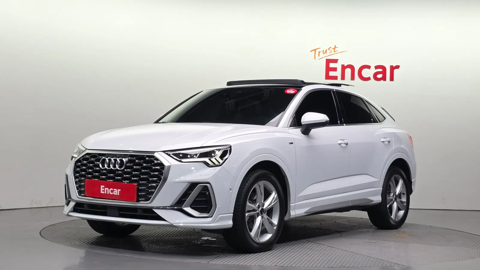 Audi Q3 (F3) 35 TDI Premium Sportback 2023 — photo 1 sur 32