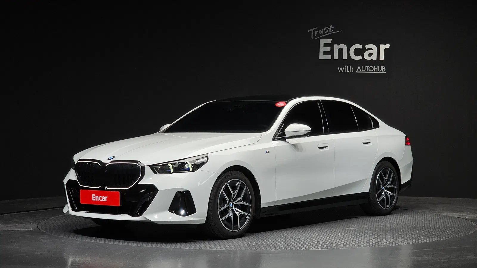 BMW Série 5 (G60) 520i M Sport 2025 — photo 1 sur 33
