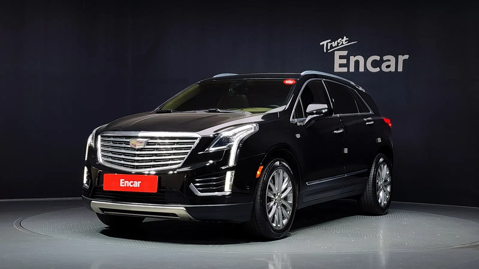 Cadillac XT5 3.6 Platinum AWD 2018 — photo 1 sur 20
