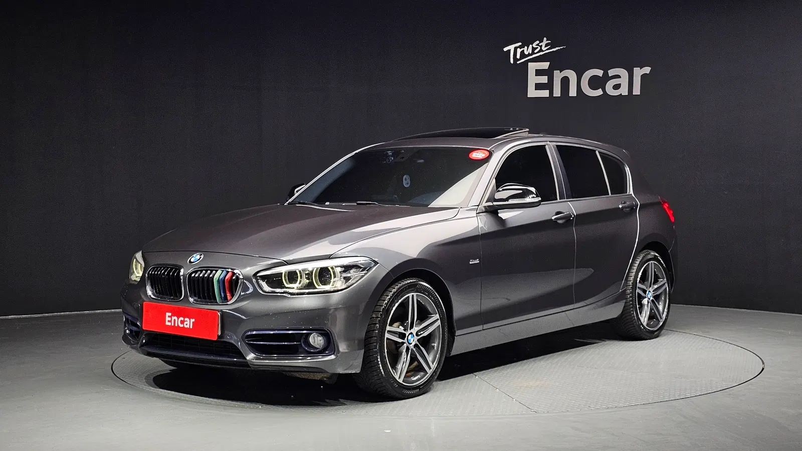 BMW Série 1 (F20) 118d Sport 5 portes 2016 — photo 1 sur 20