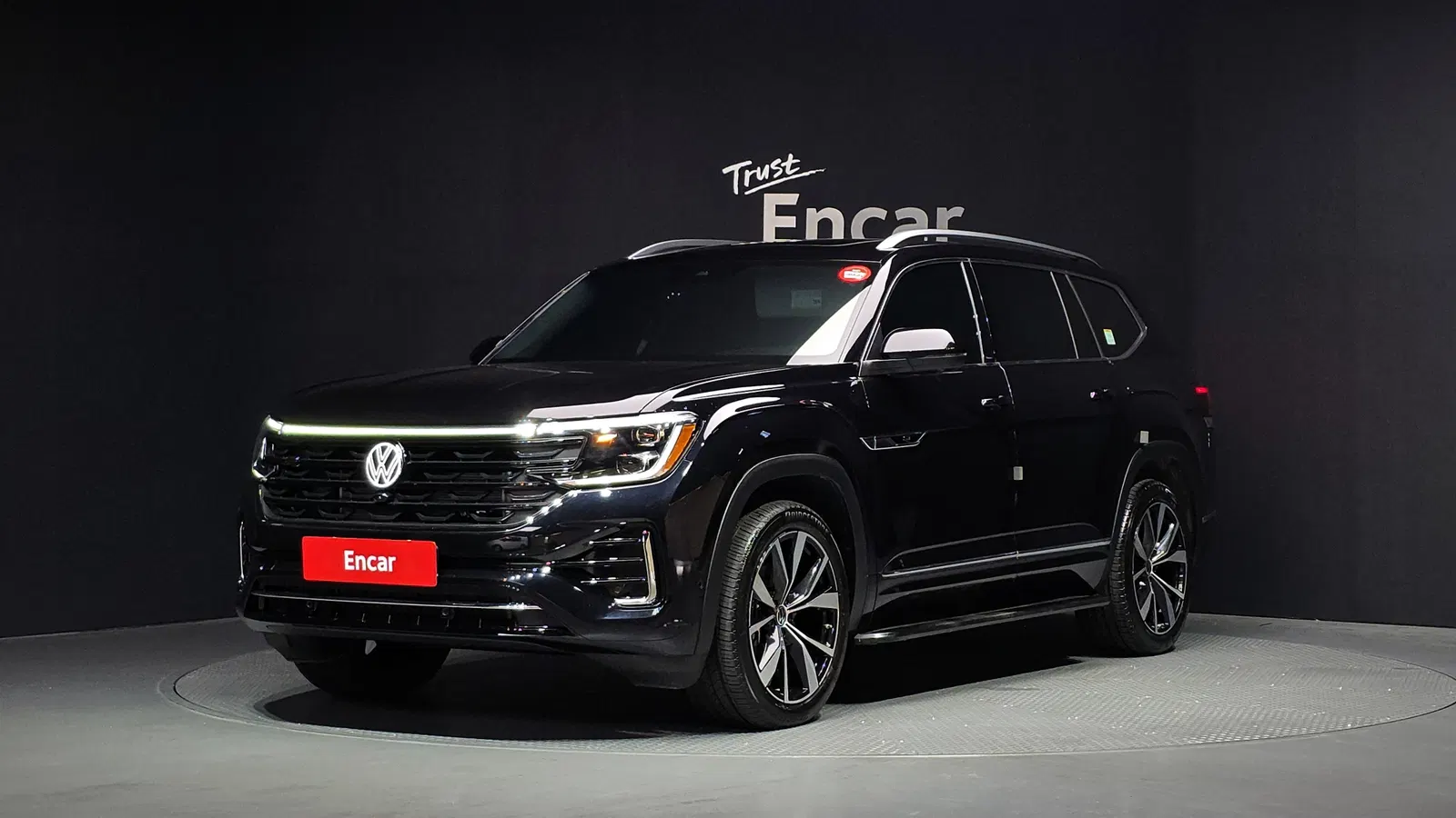 Volkswagen Atlas 2.0 TSI R-LINE 7 places 2025 — photo 1 sur 37