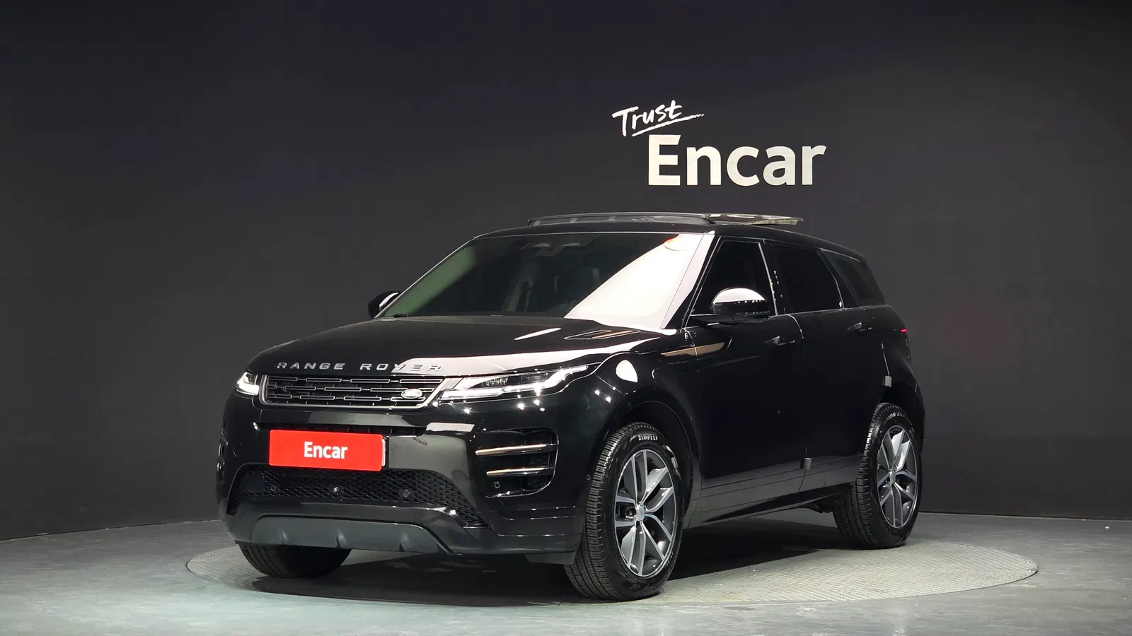 Land Rover Range Rover Evoque 2e génération P250 Dynamic SE 2024 — photo 1 sur 34