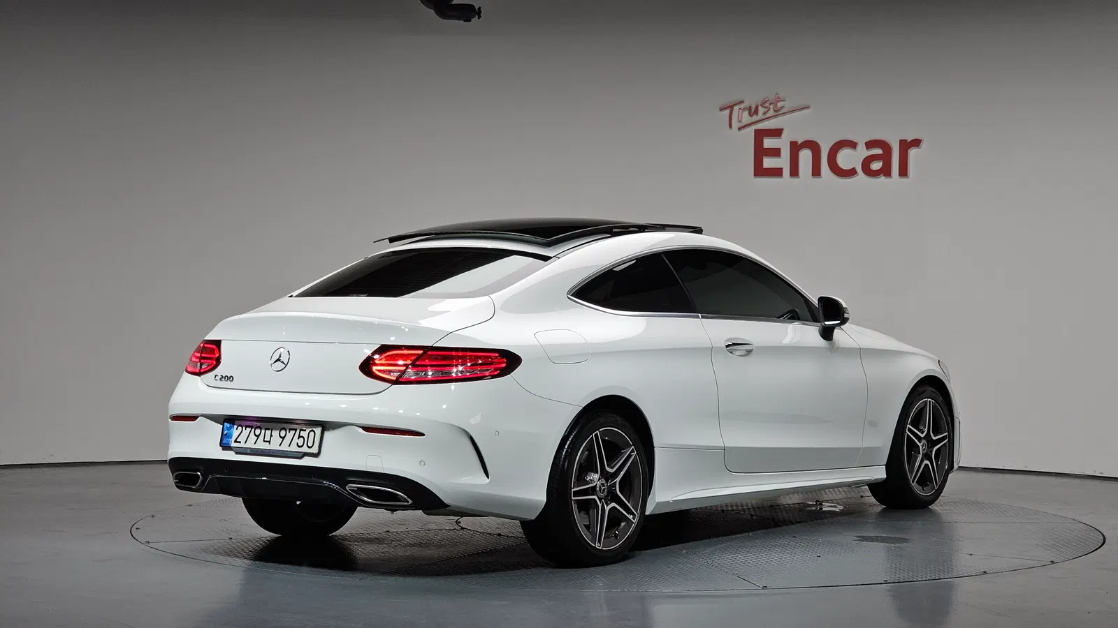Mercedes-Benz Classe C C200 Coupé (W205) 2021 — photo 1 sur 33