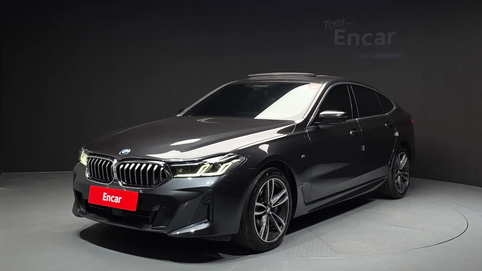 BMW Série 6 GT (G32) 620d xDrive M Sport 2022 — photo 1 sur 39