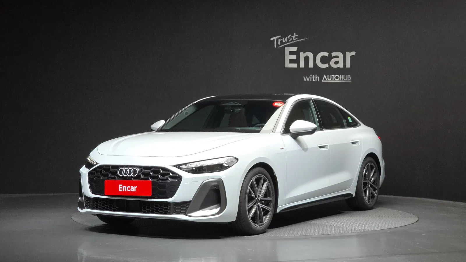 Audi A5 (B10) 40 TFSI Quattro S Line 2025 — photo 1 sur 33