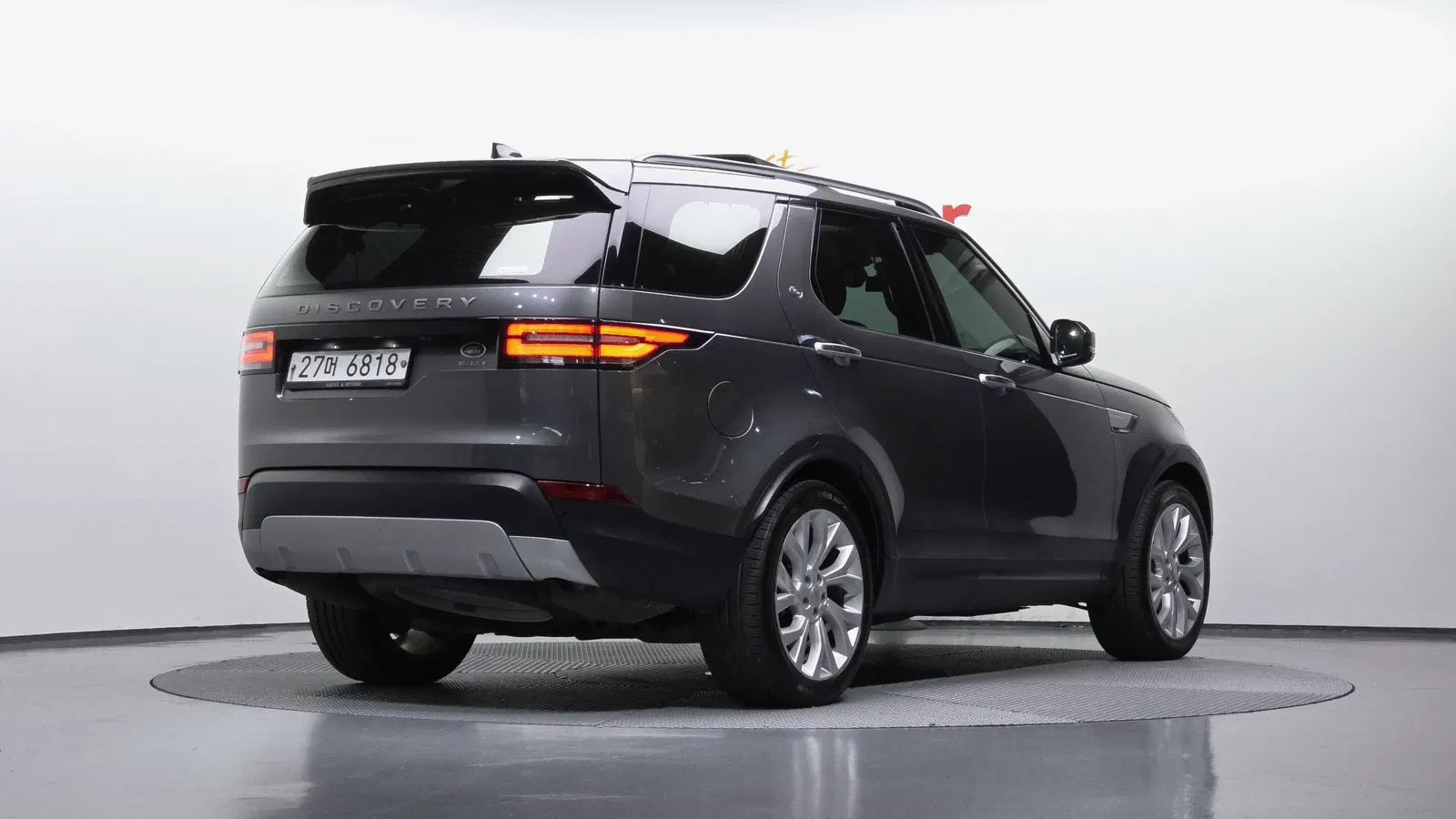 Land Rover Discovery 5 3.0 SD6 HSE 2019 — photo 1 sur 42