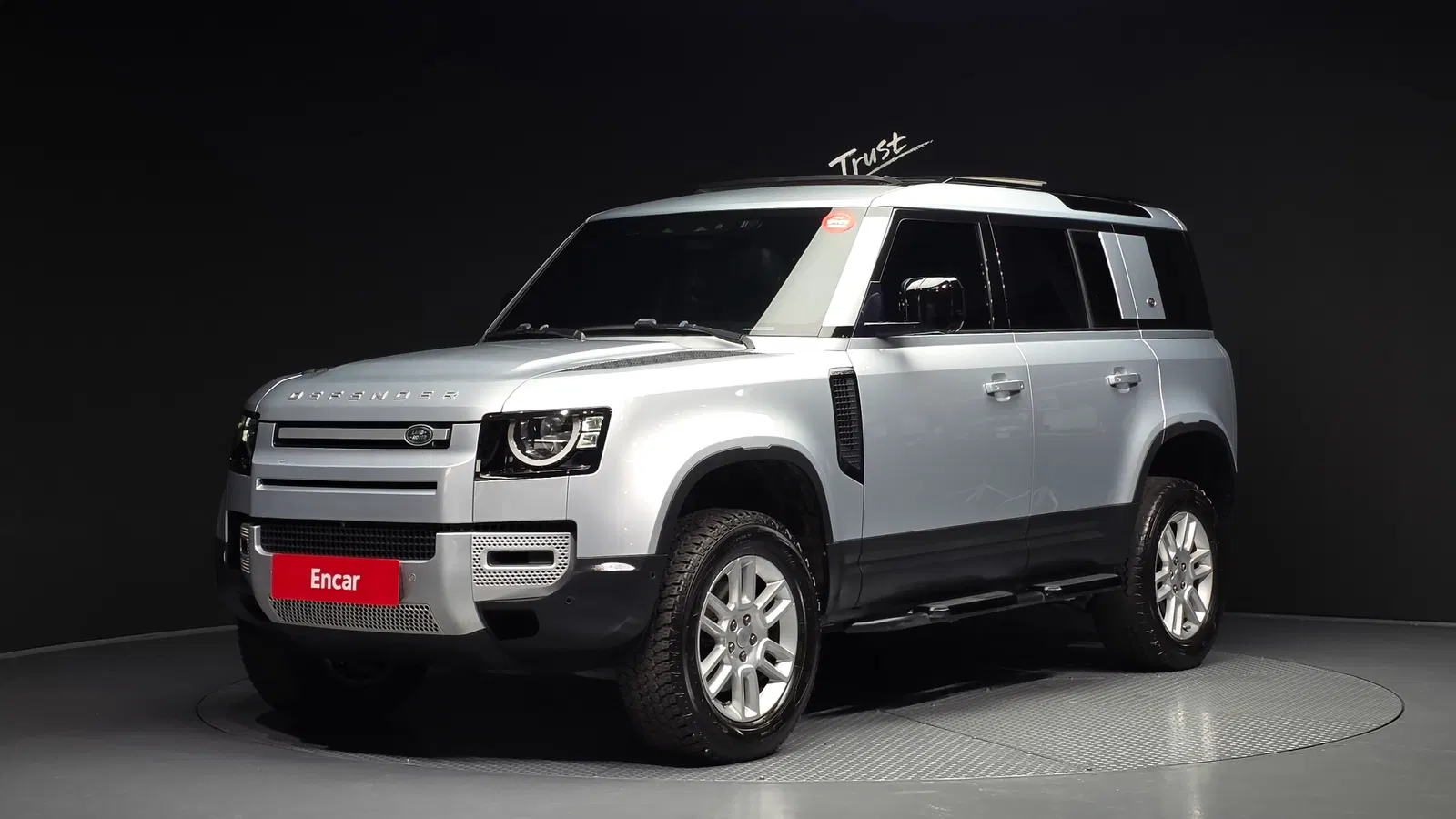 Land Rover Defender (L663) 110 D250 S 2022 — photo 1 sur 31
