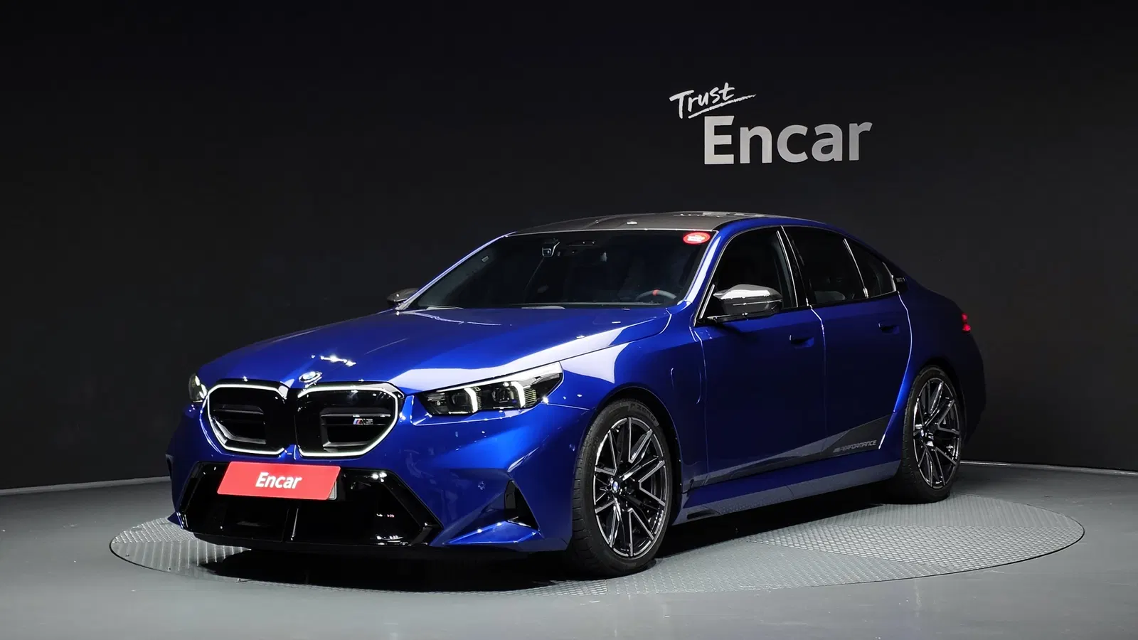 BMW M5 (G90) M5 Sedan 2026 — photo 1 sur 37