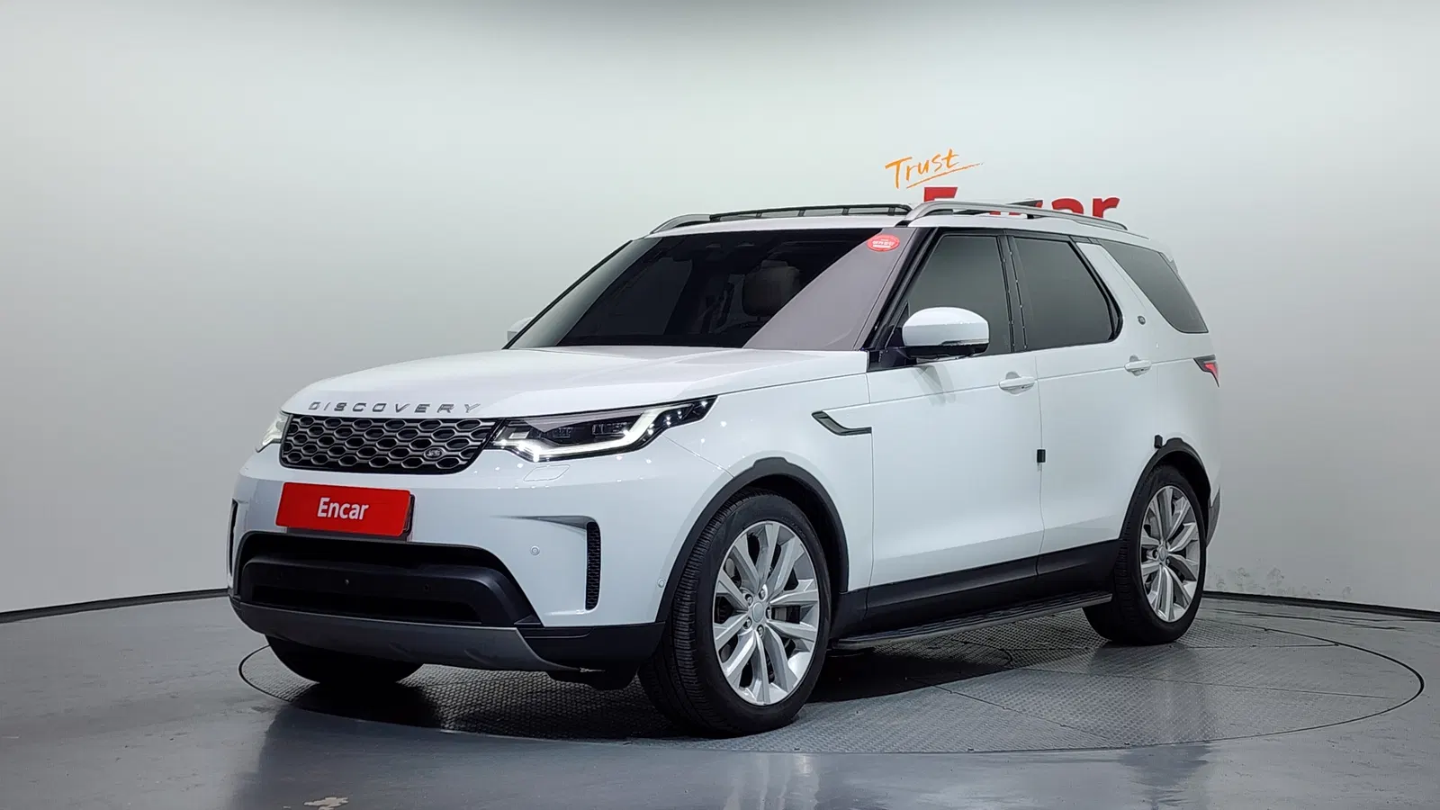 Land Rover Discovery 5 D250 SE 2022 — photo 1 sur 26