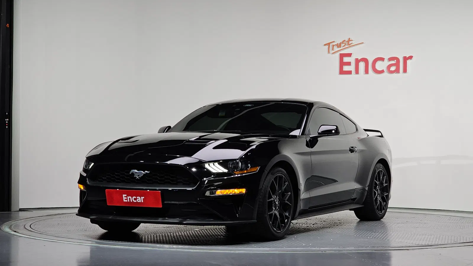 Ford Mustang Coupé 2022 — photo 1 sur 20