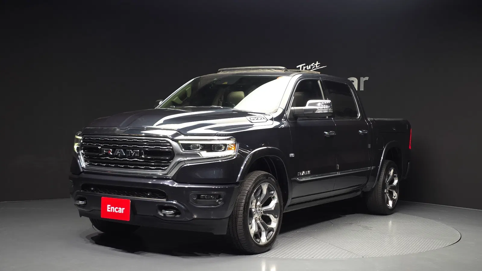 Dodge RAM Pickup 5.7 2020 — photo 1 sur 20