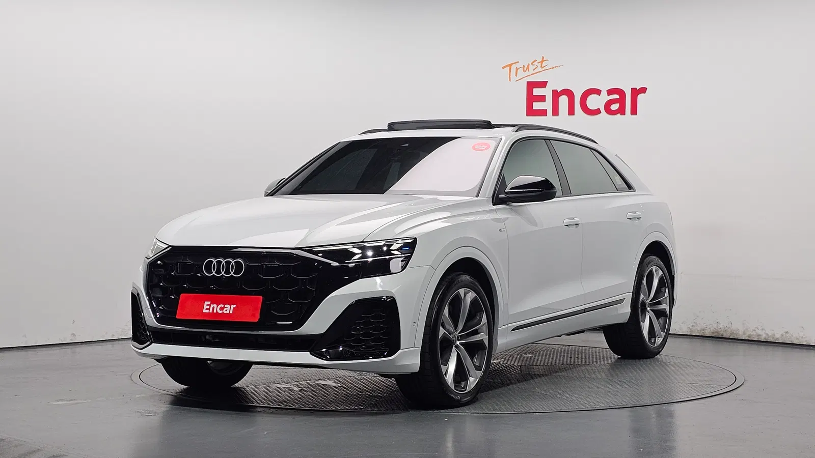 Audi Q8 (4M) 55 TFSI Quattro Premium 2025 — photo 1 sur 37