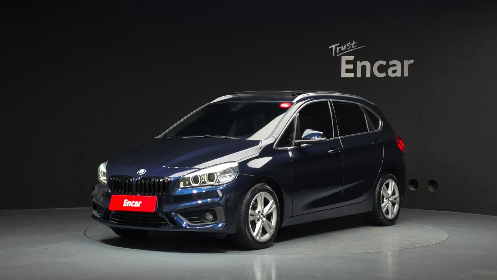 BMW Série 2 Active Tourer (F45) Joy 2017 — photo 1 sur 20