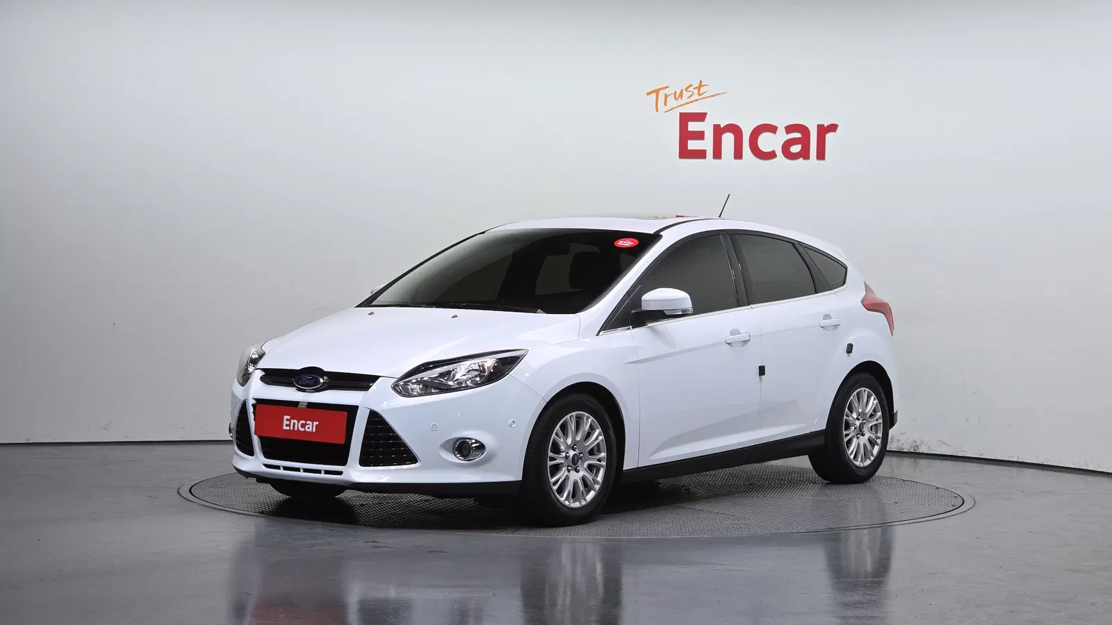 Ford Focus 2.0 Diesel Titanium Hatchback 2015 — photo 1 sur 20
