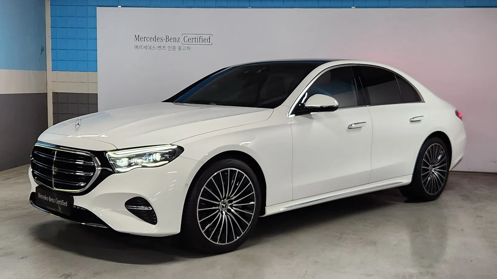 Mercedes-Benz Classe E E450 4MATIC (W214) 2024 — photo 1 sur 26
