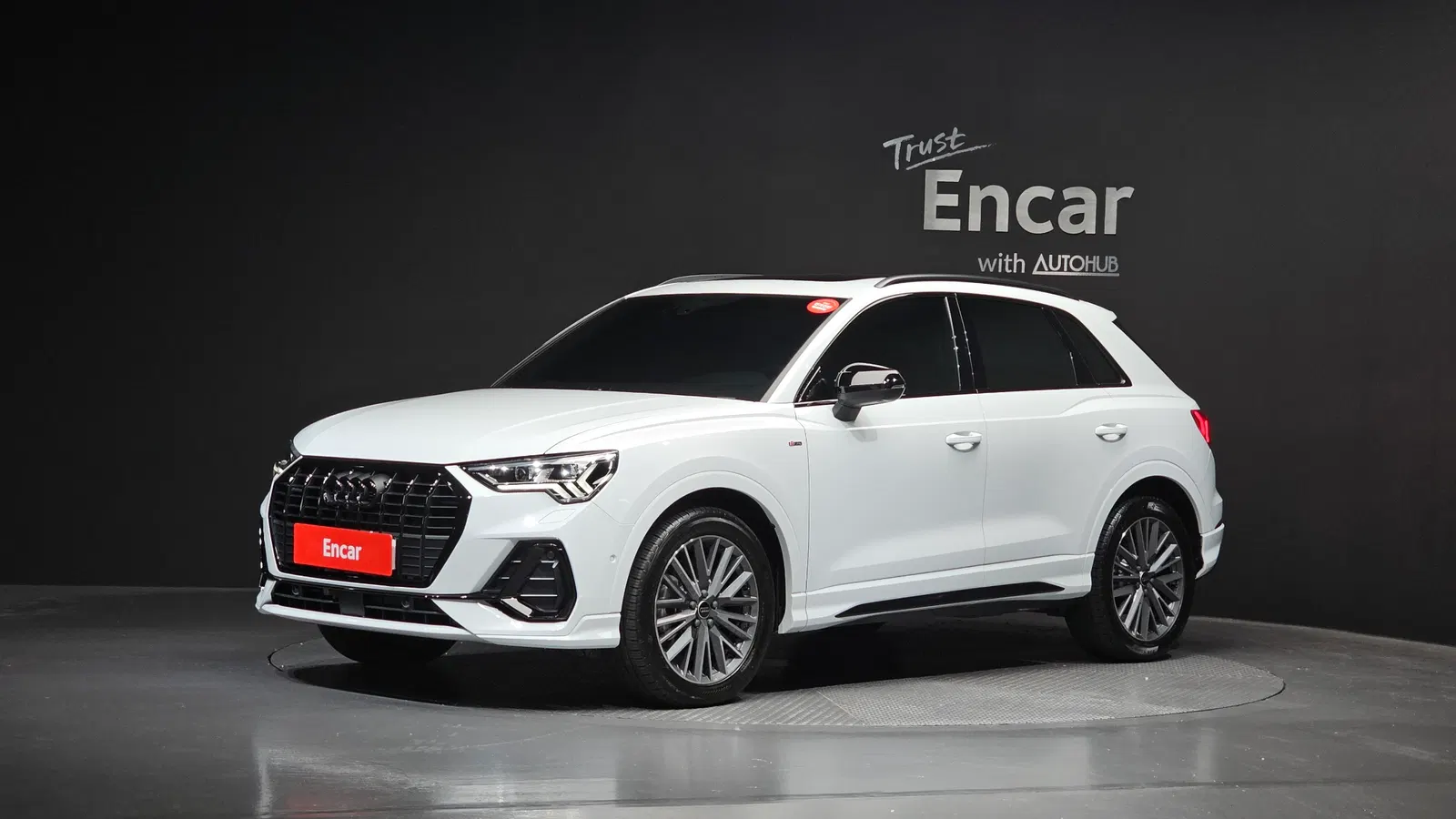 Audi Q3 (F3) 40 TFSI Quattro Premium 2025 — photo 1 sur 32
