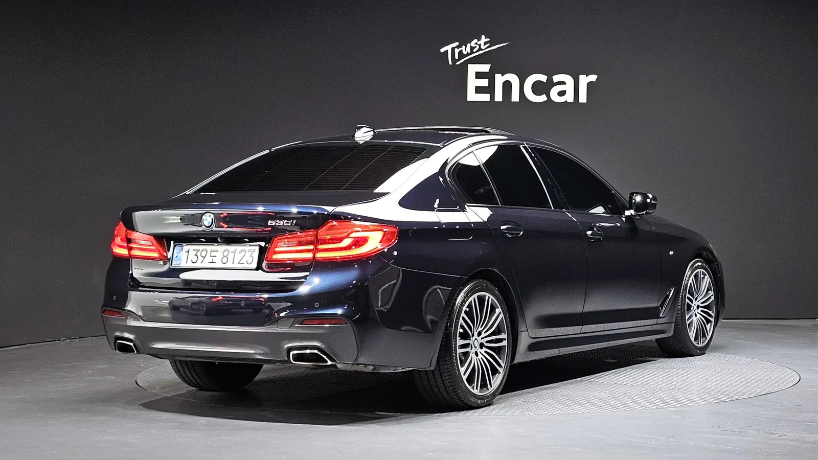 BMW Série 5 (G30) 530i M Sport Plus 2020 — photo 1 sur 32
