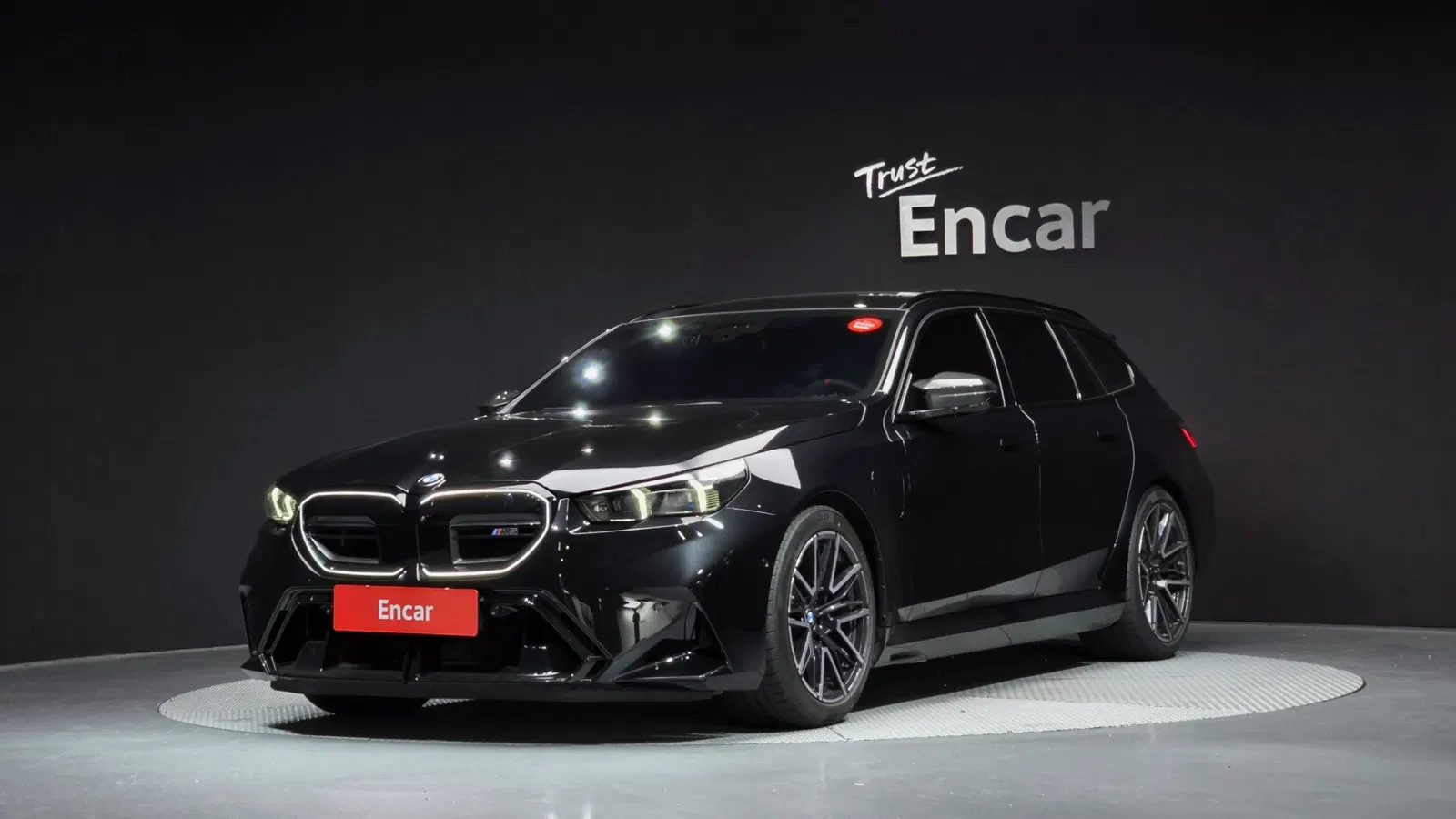 BMW M5 (G90) M5 Touring 2026 — photo 1 sur 26