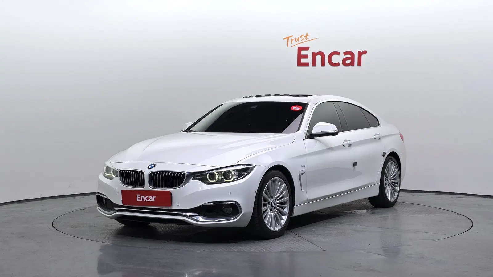 BMW Série 4 (F32) 420d Luxury GranCoupé 2018 — photo 1 sur 20