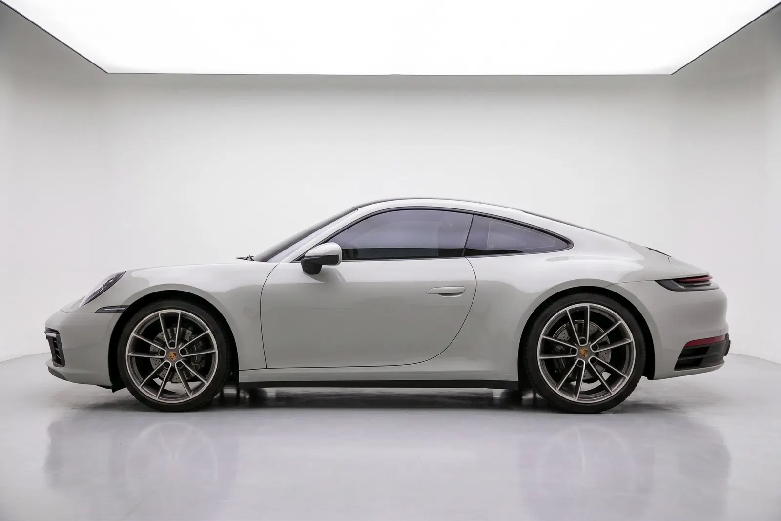 Porsche 911 (992) Carrera 2020 — photo 1 sur 26
