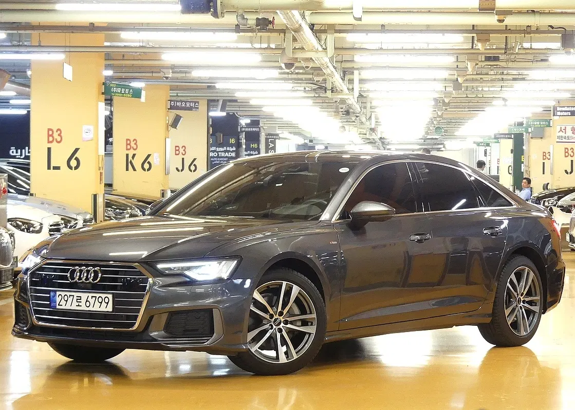 Audi A6 (C8) 45 TFSI Premium 2022 — photo 1 sur 26