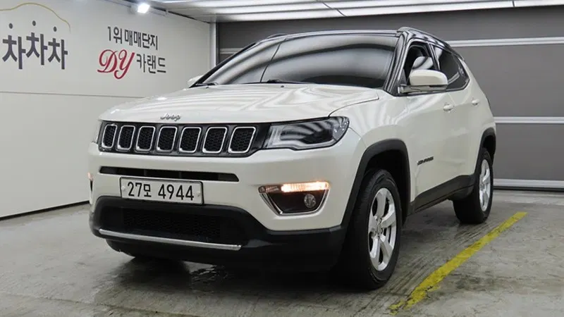 Jeep Compass 2e génération 2.4 Limited AWD 2018 — photo 1 sur 26