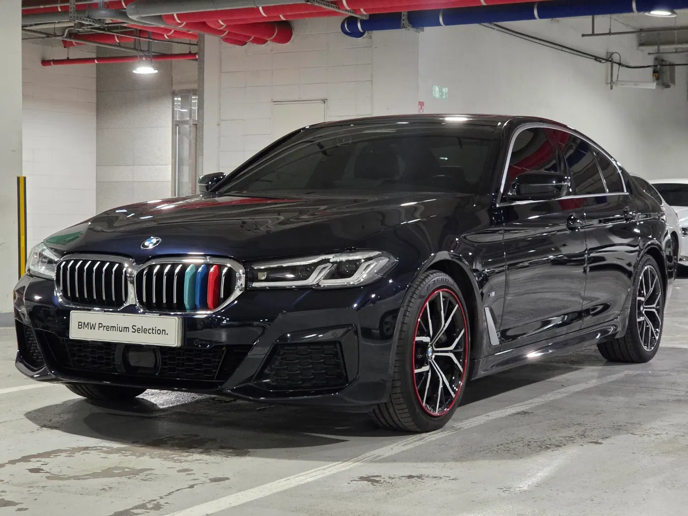 BMW Série 5 (G30) 530i M Sport 2021 — photo 1 sur 26
