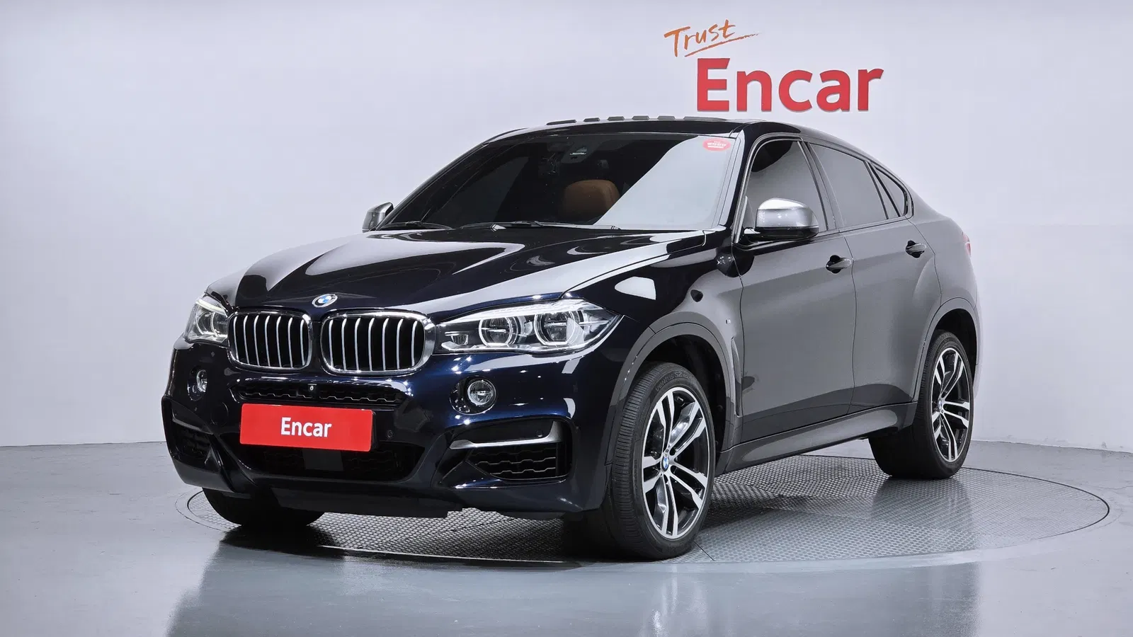 BMW X6 (F16) M50d 2016 — photo 1 sur 26