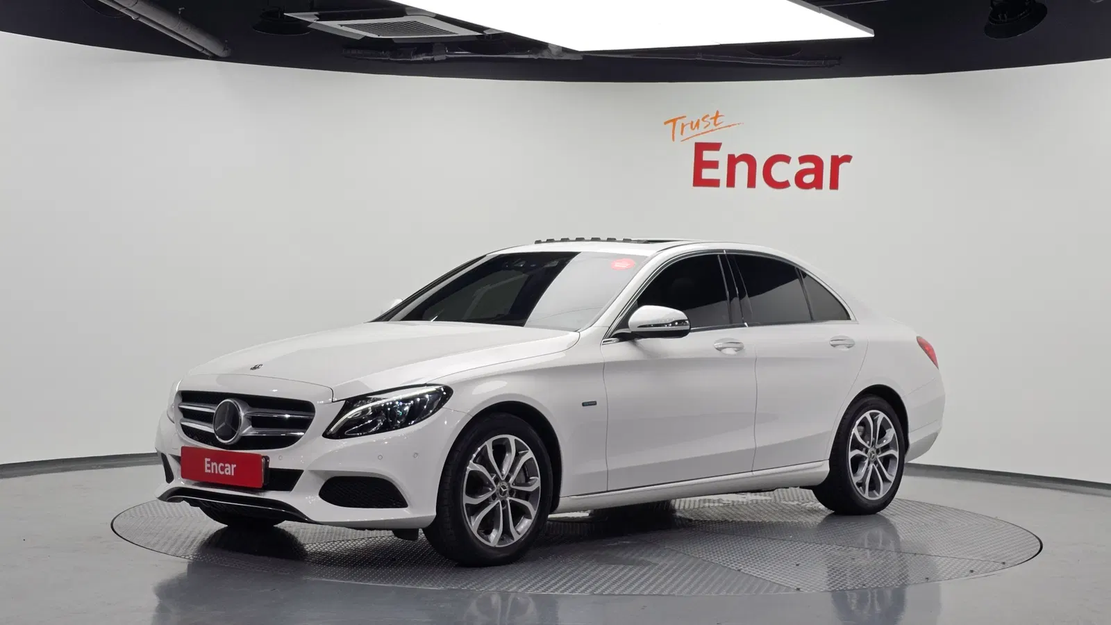 Mercedes-Benz Classe C C350e (W205) 2018 — photo 1 sur 20