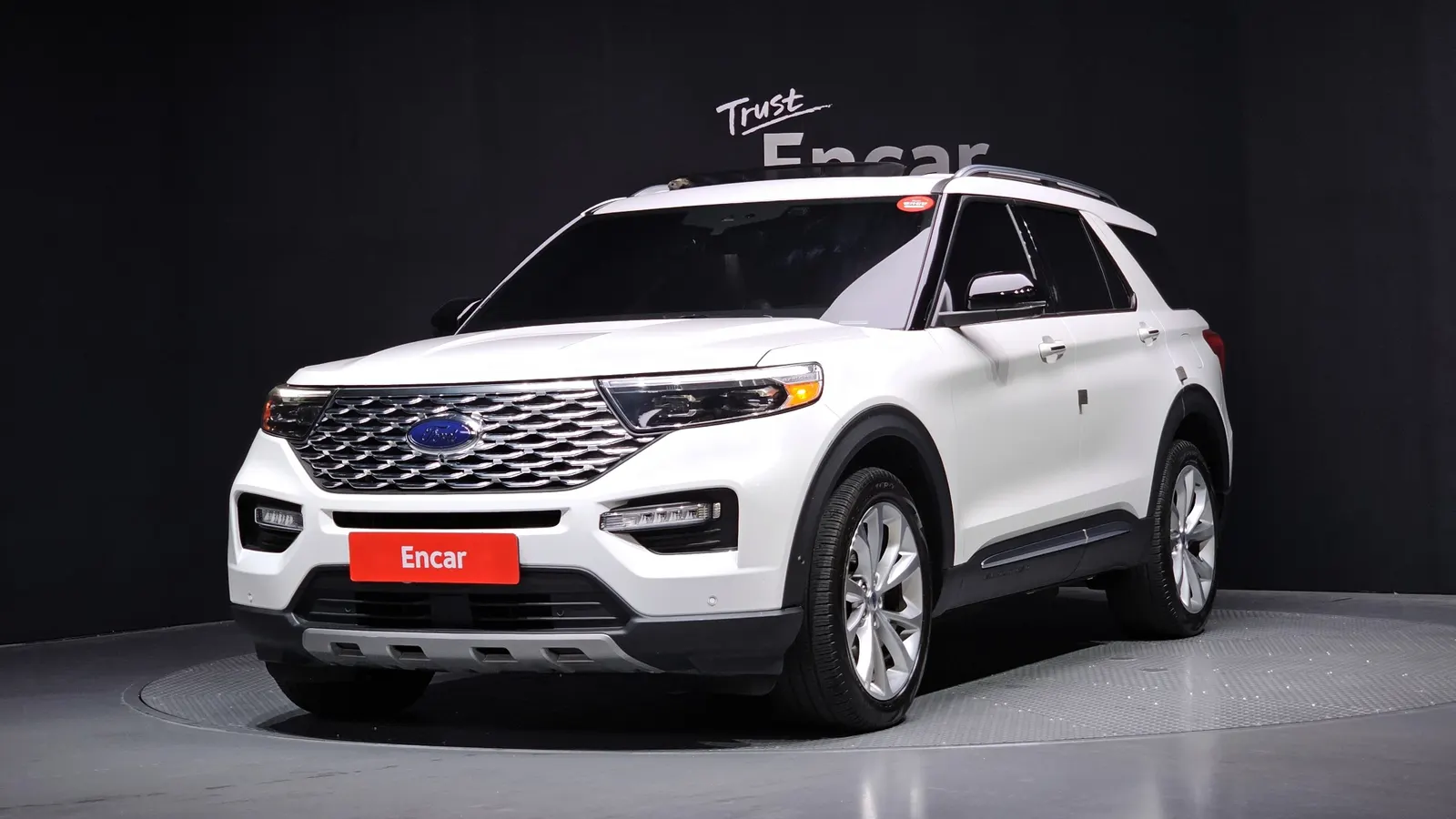 Ford Explorer 6e génération 3.0 Platinum 4WD 2022 — photo 1 sur 20