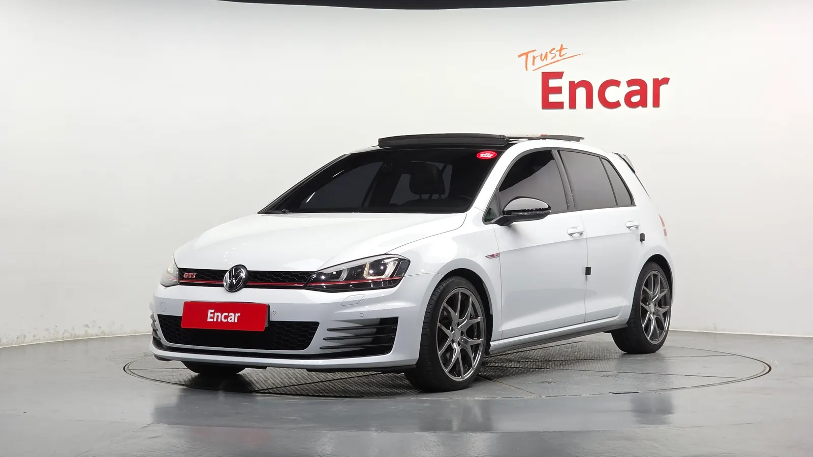 Volkswagen Golf 7e génération 2.0 GTI 2015 — photo 1 sur 26
