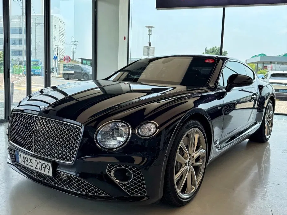 Bentley Continental GT 3e génération 4.0 GT 2022 — photo 1 sur 19