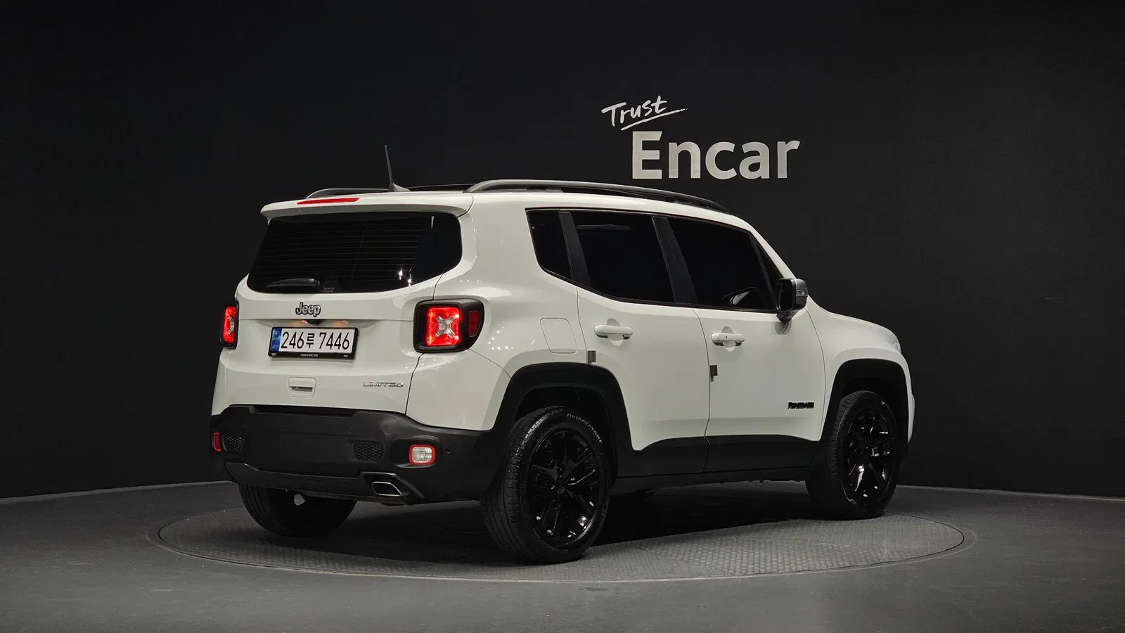 Jeep Renegade 1.3 Limited 2022 — photo 1 sur 31